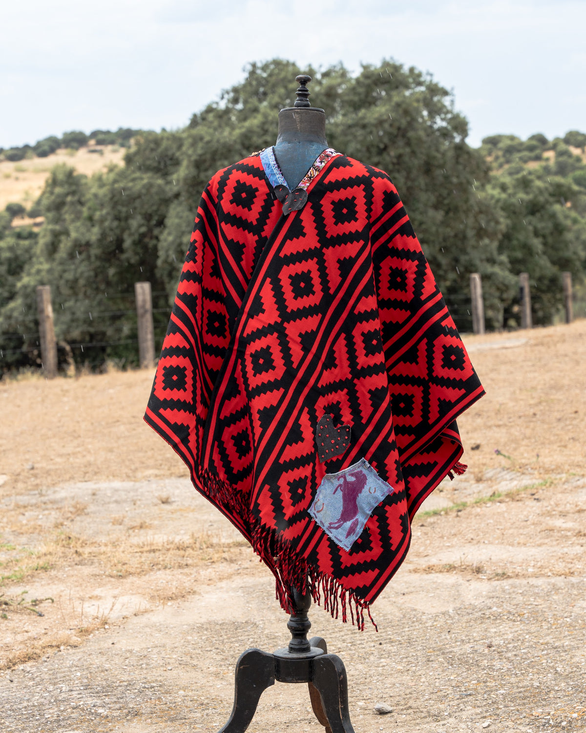 Poncho — Edition No. 14
