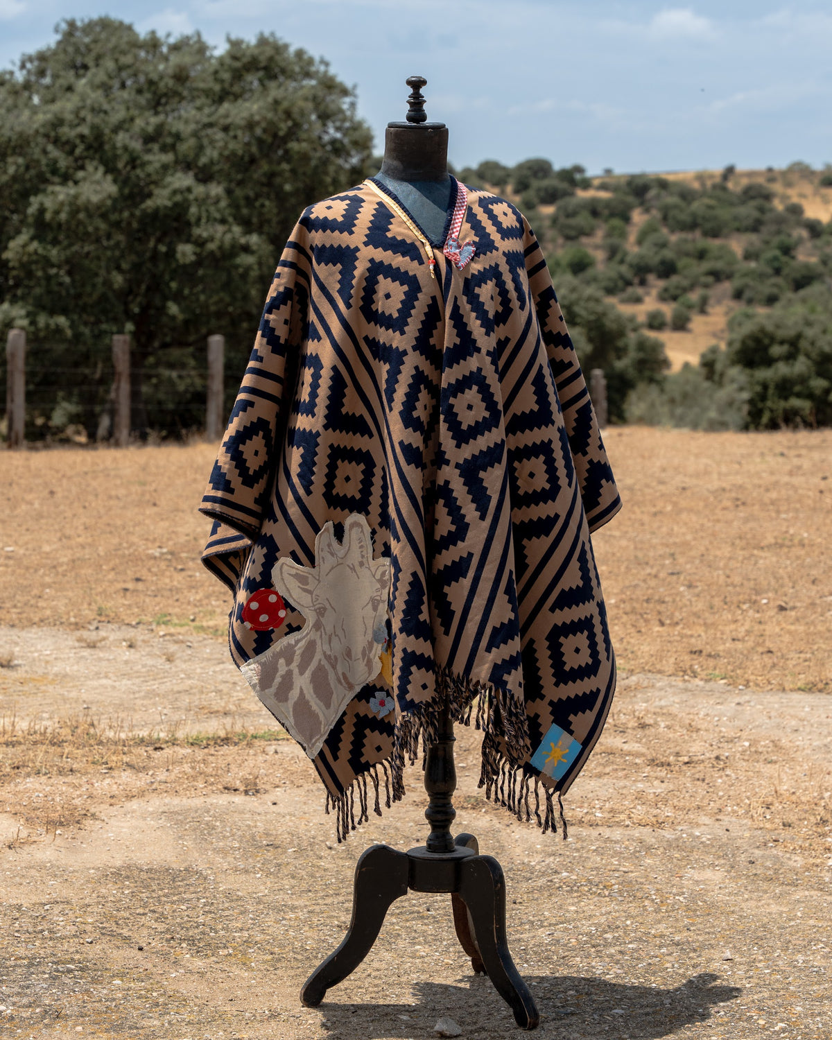 Poncho — Edition No. 09
