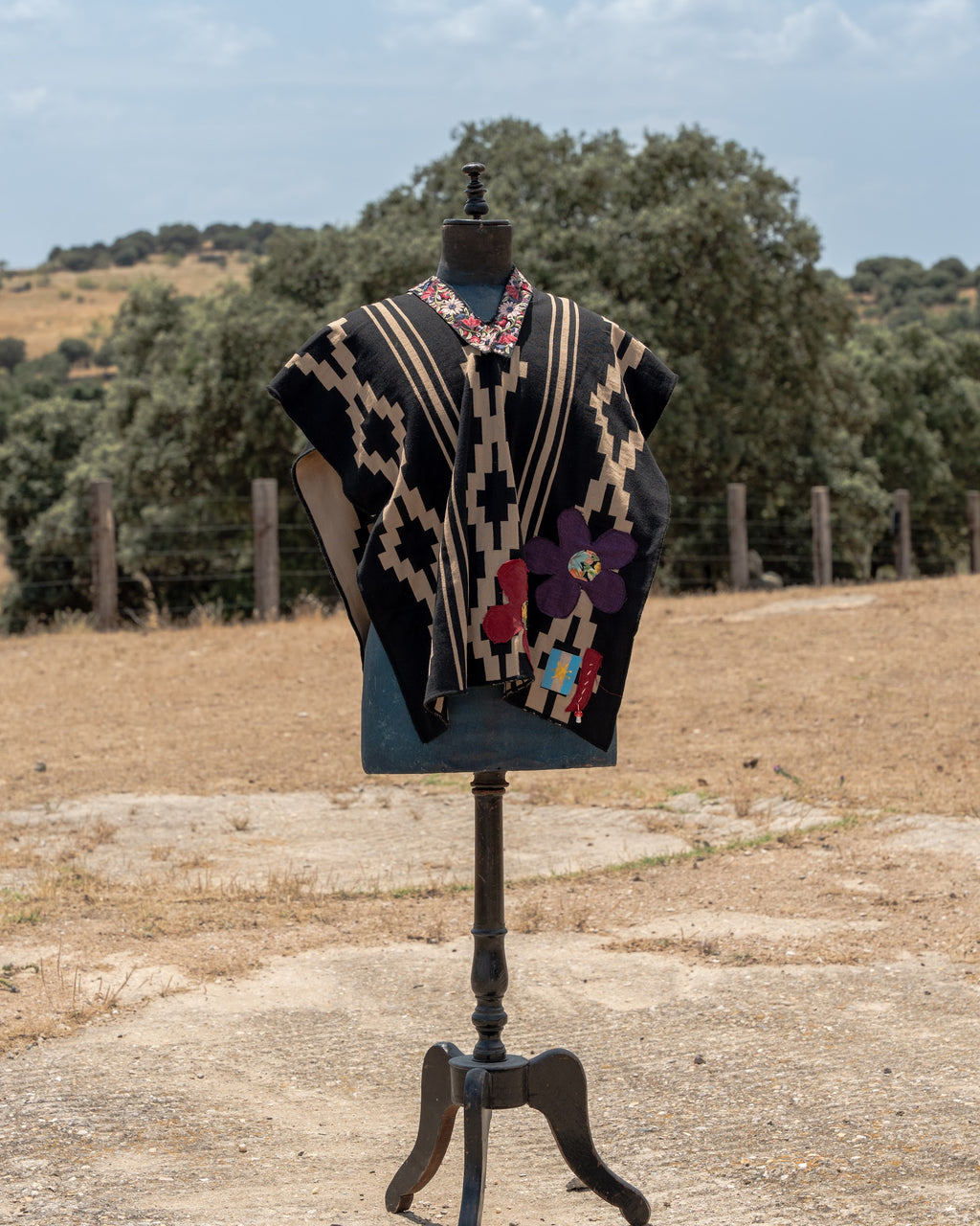 Kids Poncho — Kids Edition No. 05