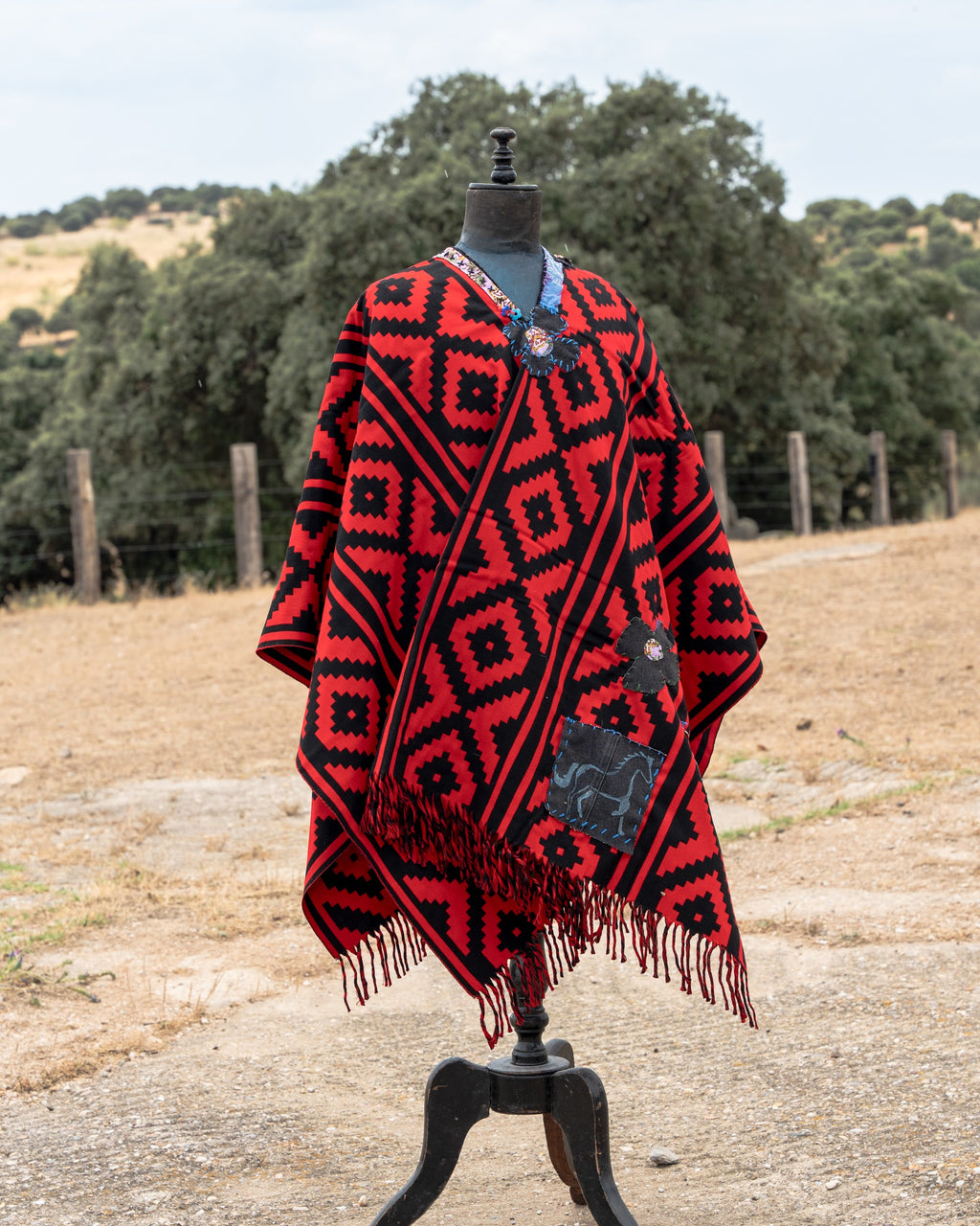 Poncho — Edition No. 14
