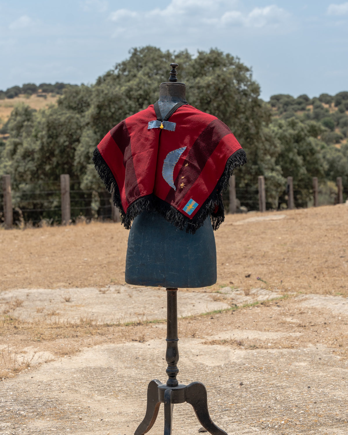Kids Poncho — Kids Edition No. 04