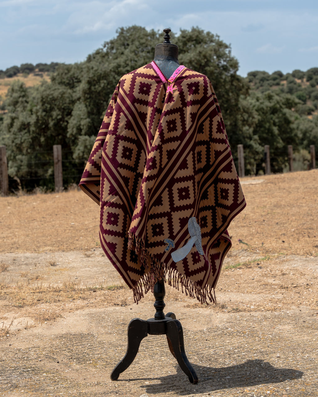Poncho — Edition No. 08