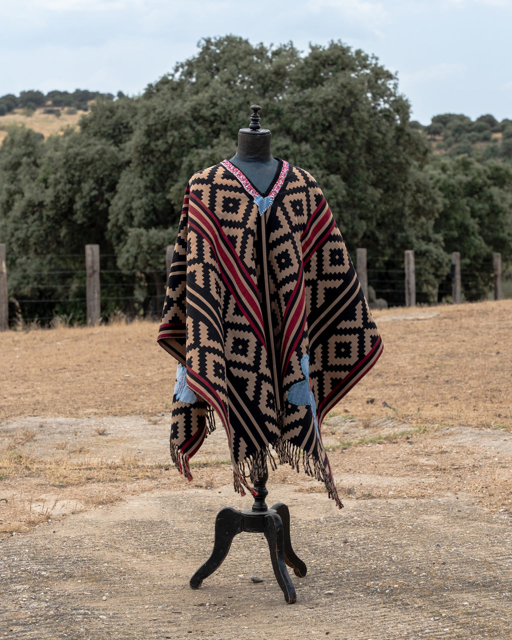 Poncho — Edition No. 13