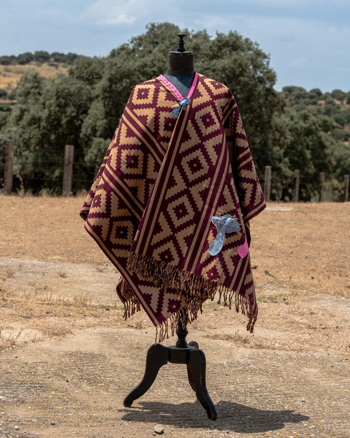 Poncho — Edition No. 08