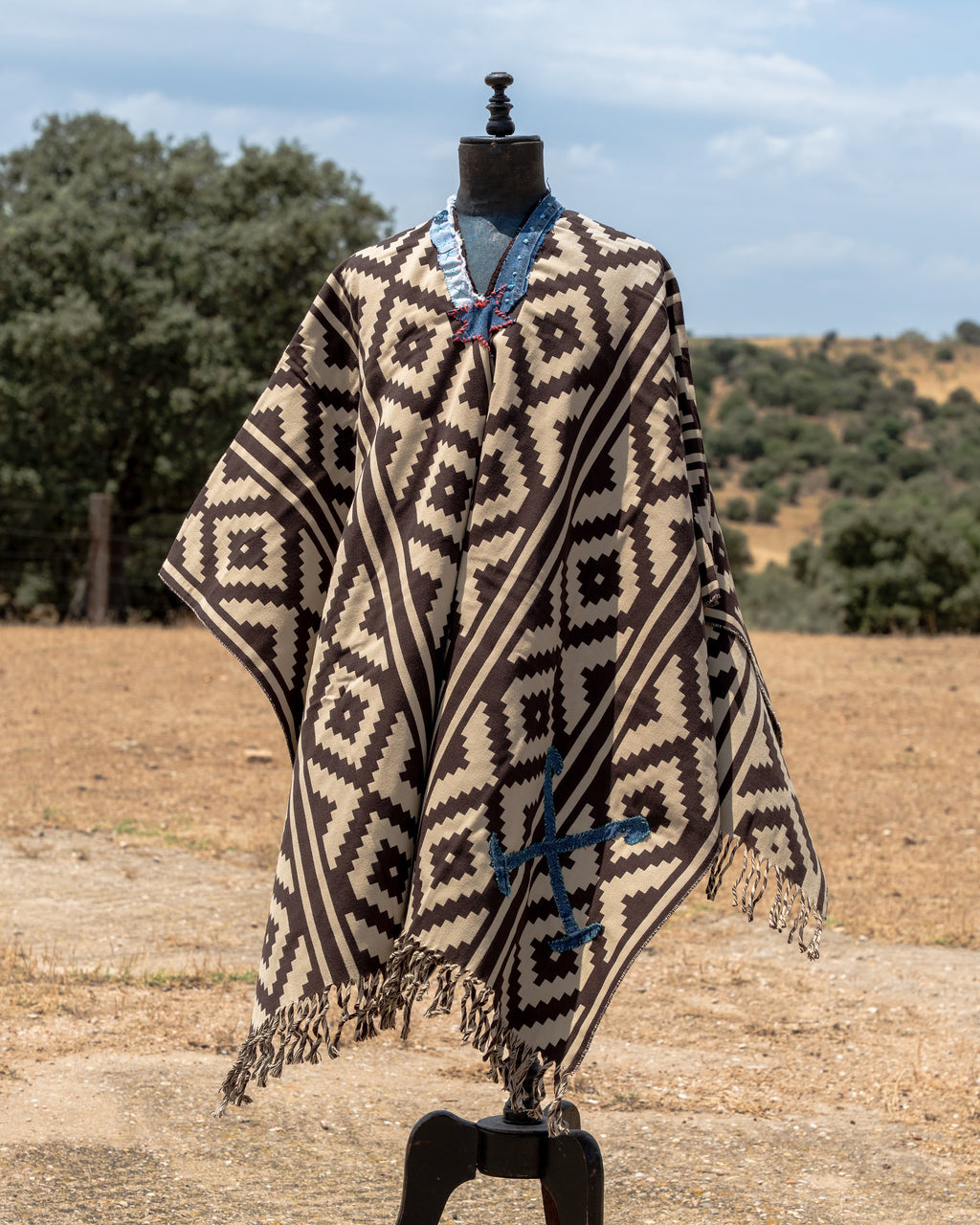 Poncho — Edition No. 07