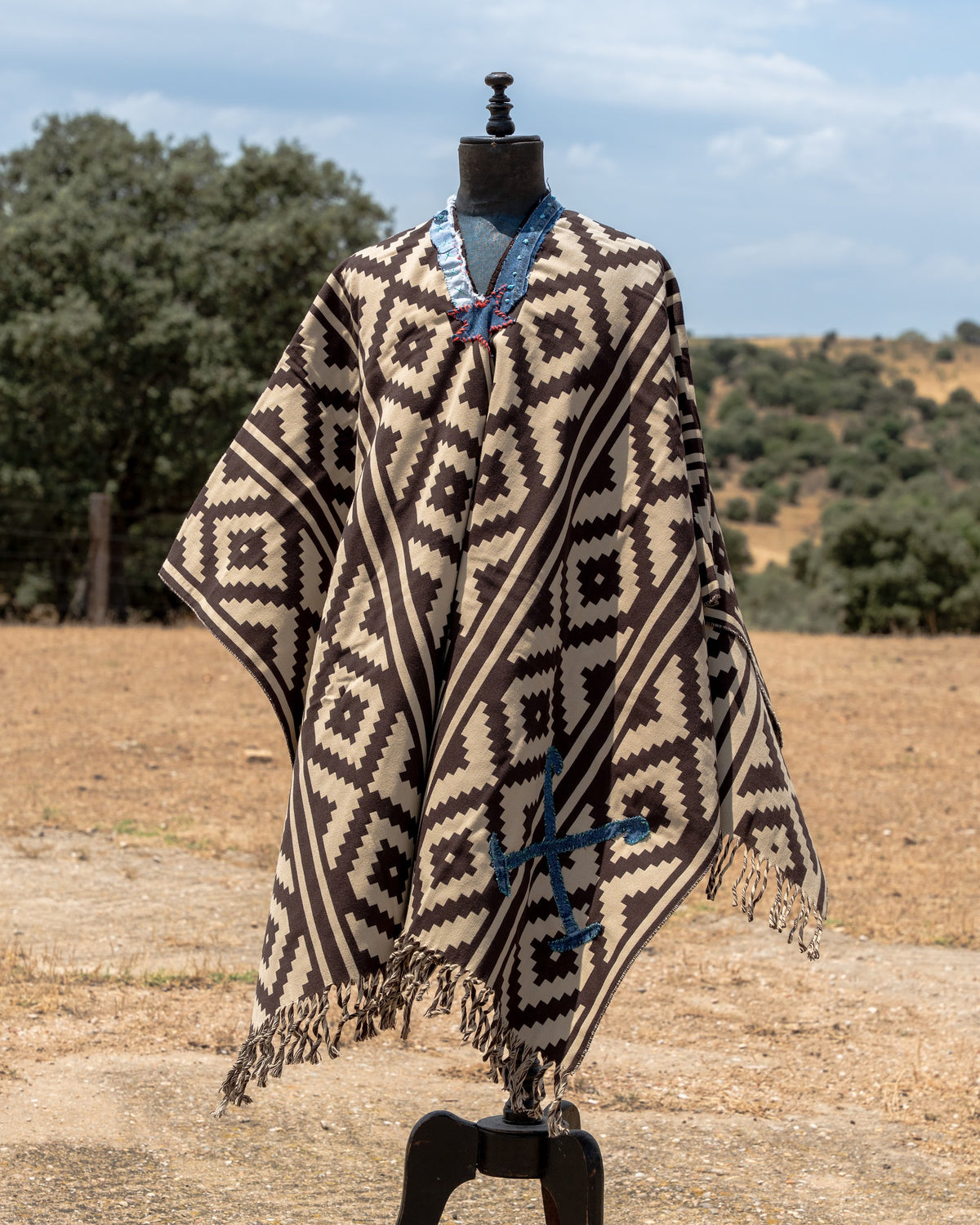 Poncho — Edition No. 07