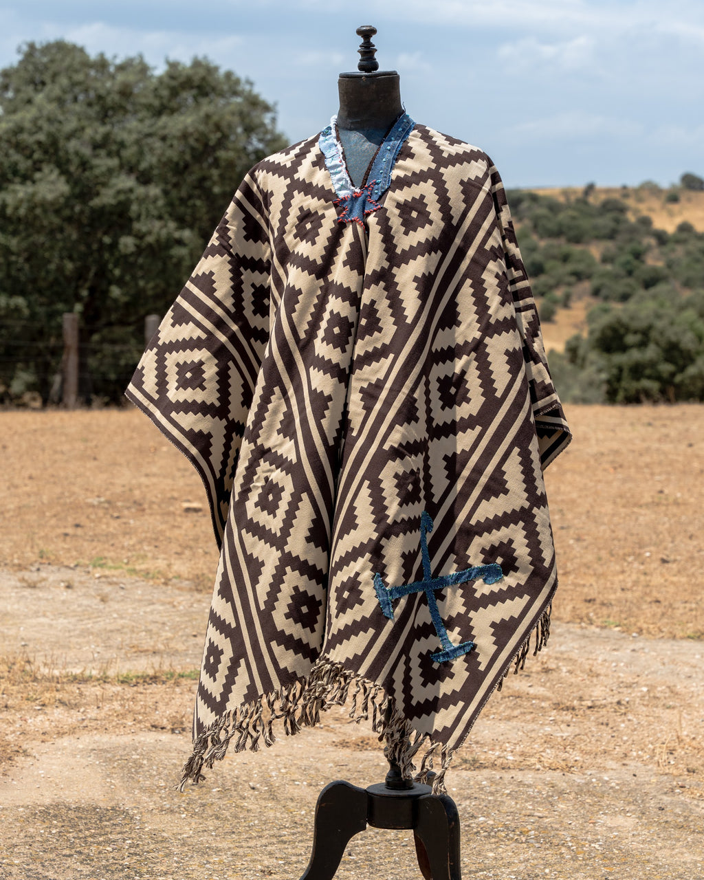 Poncho — Edition No. 07