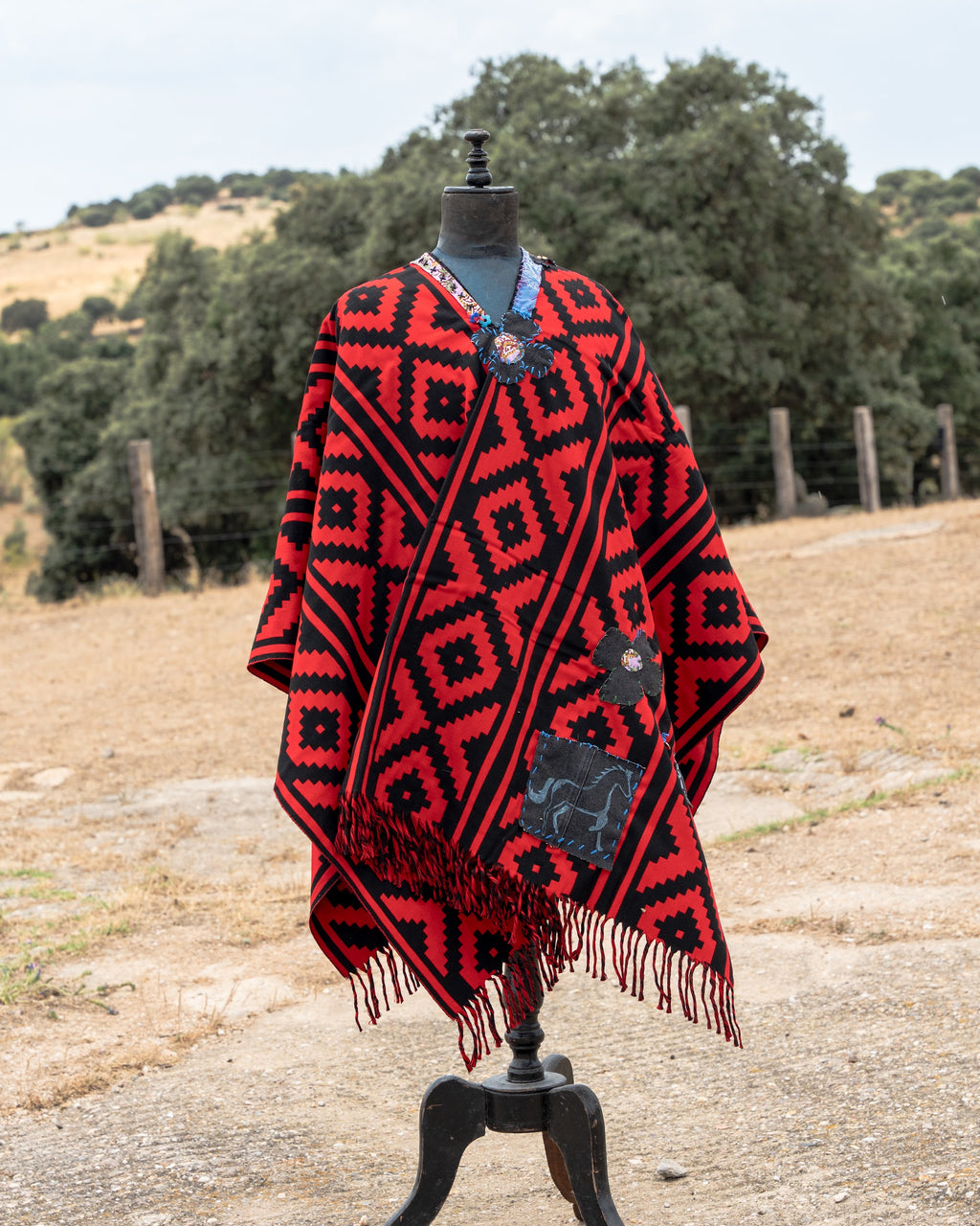 Poncho — Edition No. 14