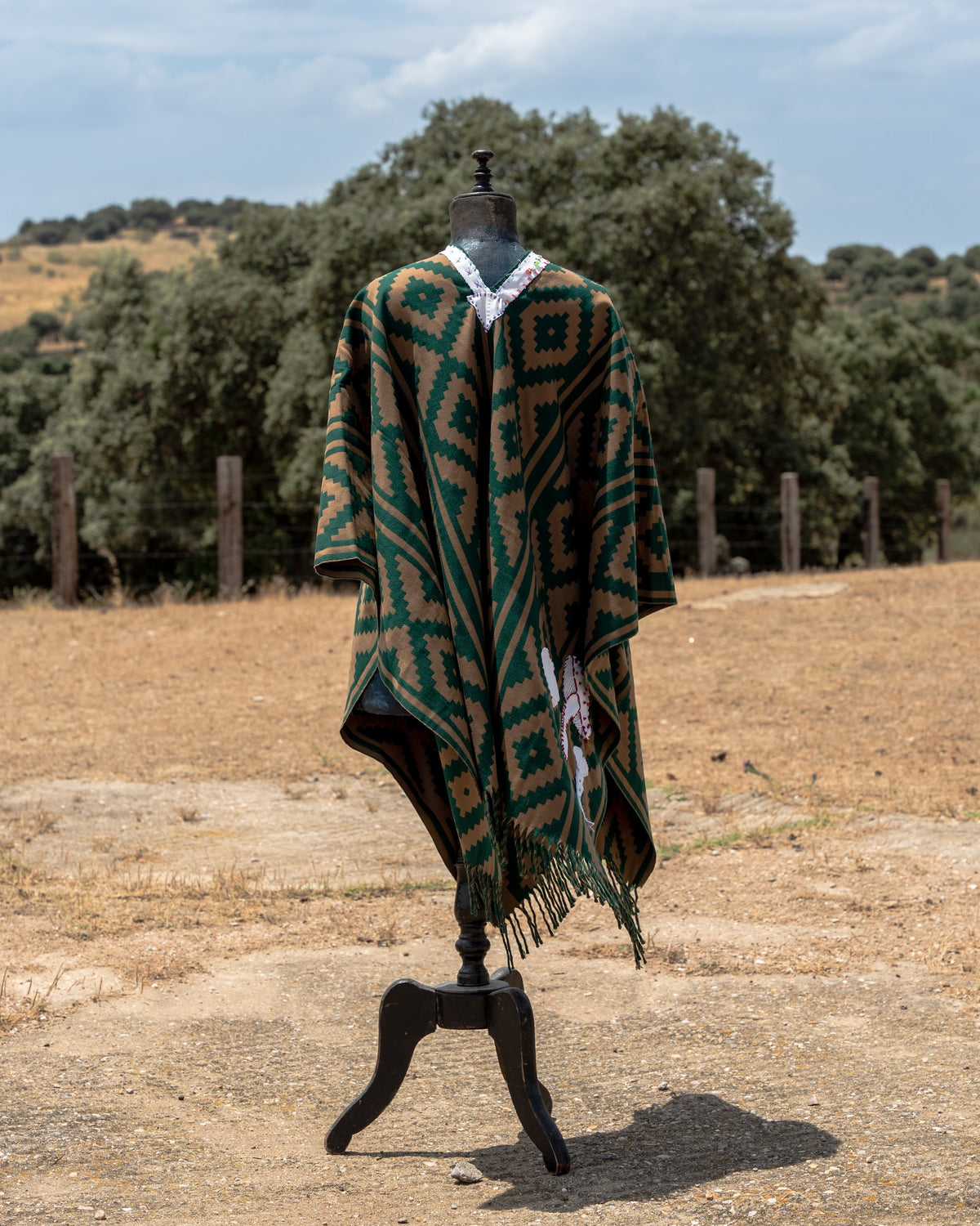 Poncho — Edition No. 10